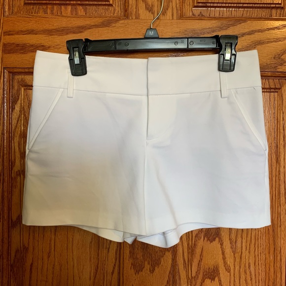Alice and Olivia Cady Shorts - Picture 7 of 14